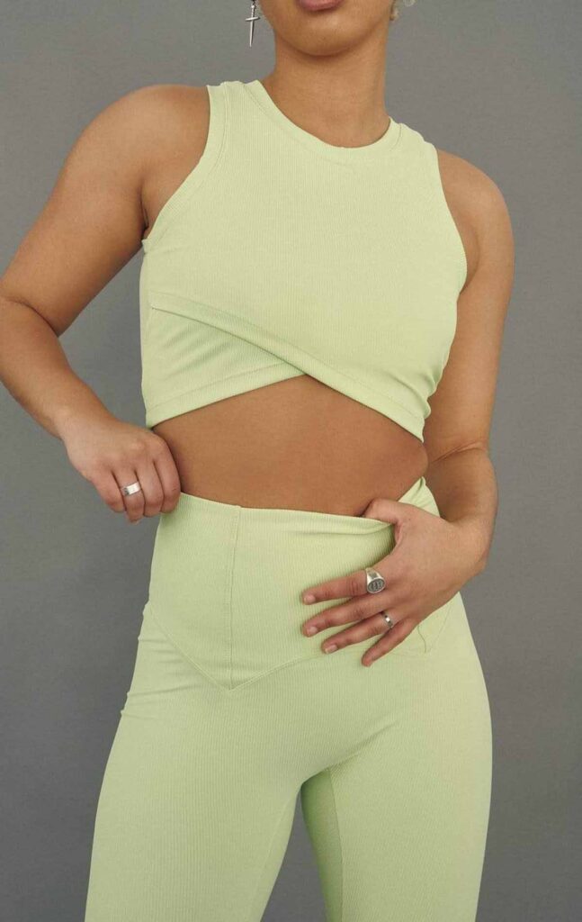 CREATURES OF XIX – STRETCH IT OUT RIBBED CROP APPLETINI